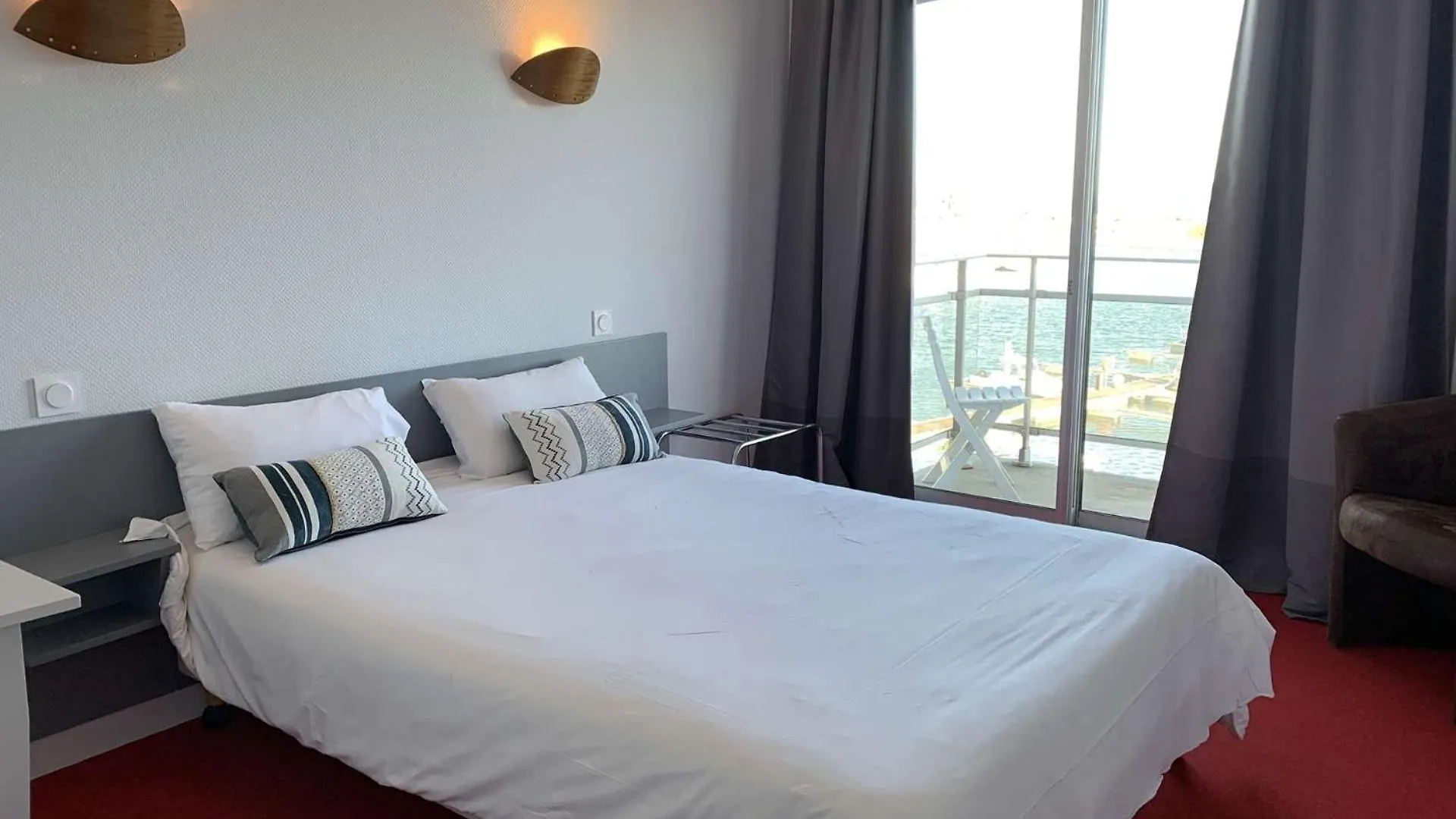 Superbe Appartement Tres Belle Vue Mer A Perros-Guirec - Ref 823