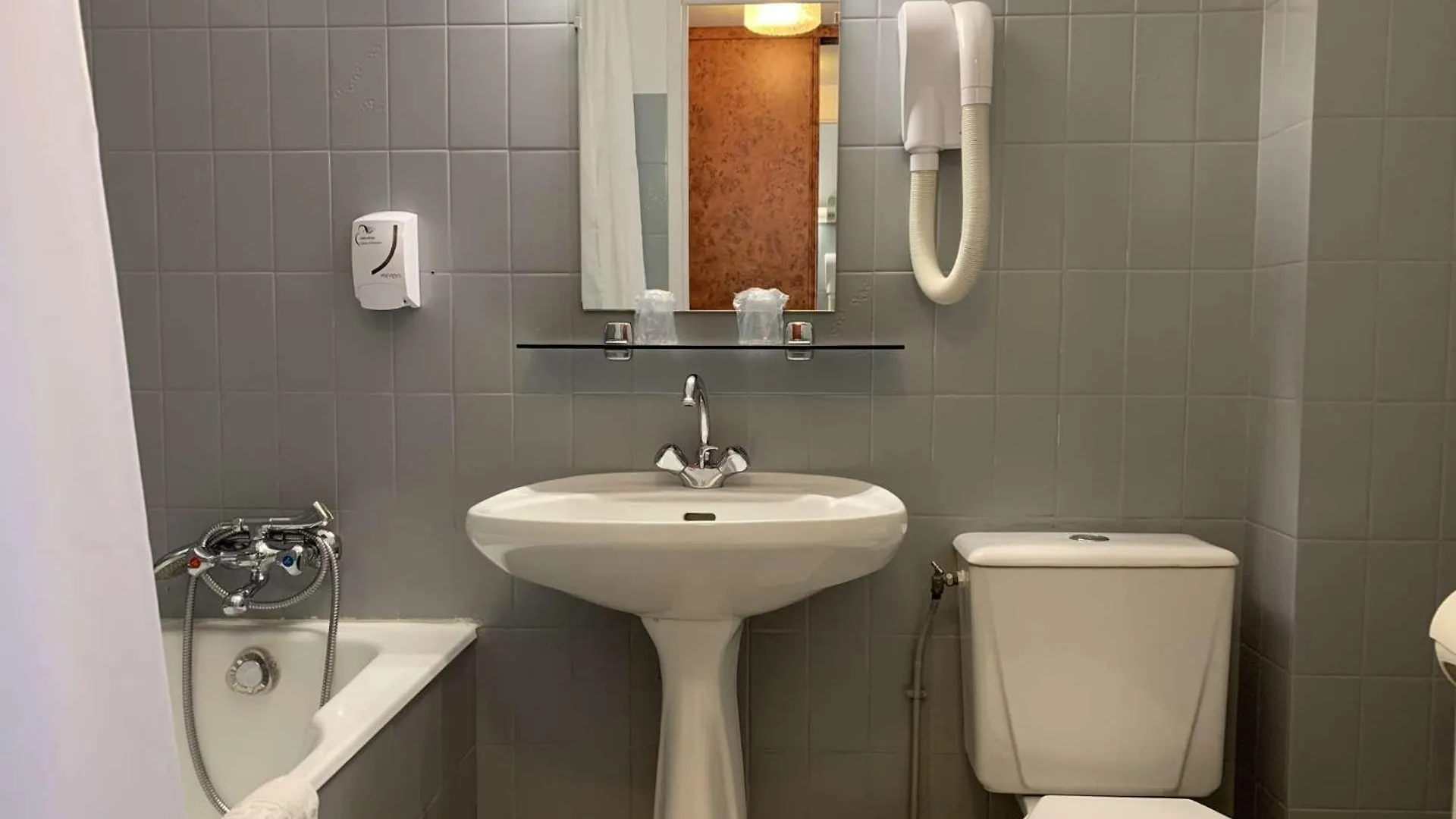 Superbe Appartement Tres Belle Vue Mer A Perros-Guirec - Ref 823