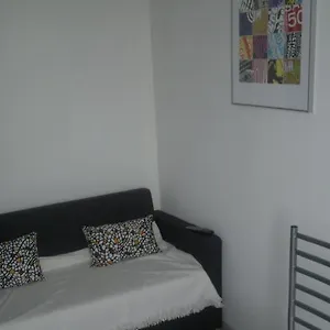 Appartement Entre Le Port Et Le Centre De Guirec, Perros-Guirec